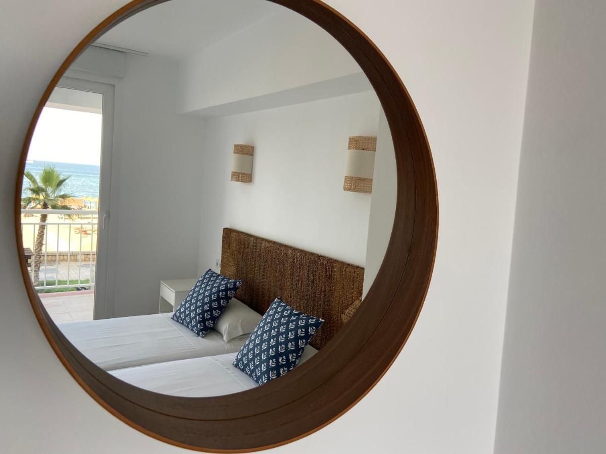 Malagueta Beach Front Mediterranean Apartment Malaga Luaran gambar
