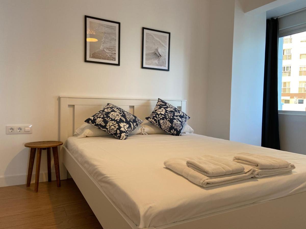 Malagueta Beach Front Mediterranean Apartment Malaga Luaran gambar