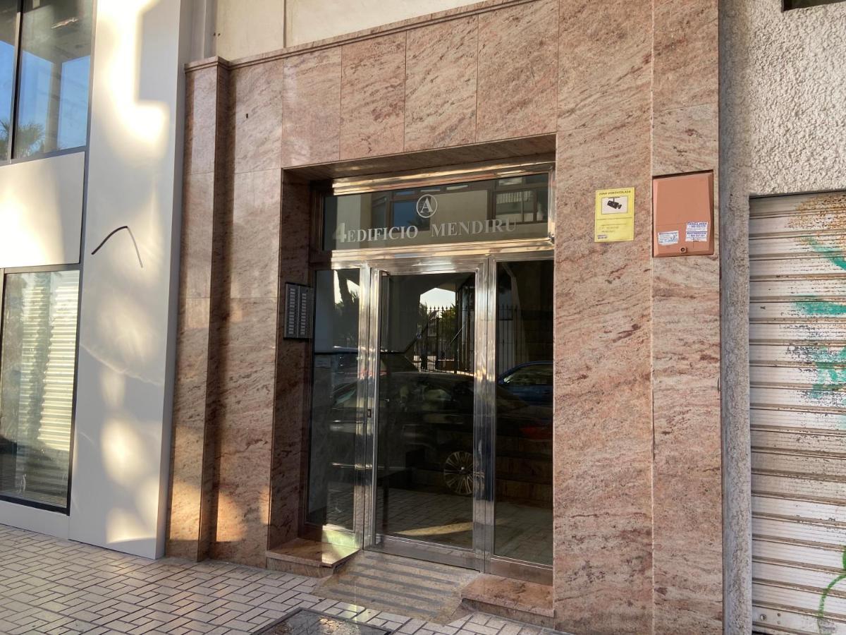 Malagueta Beach Front Mediterranean Apartment Malaga Luaran gambar